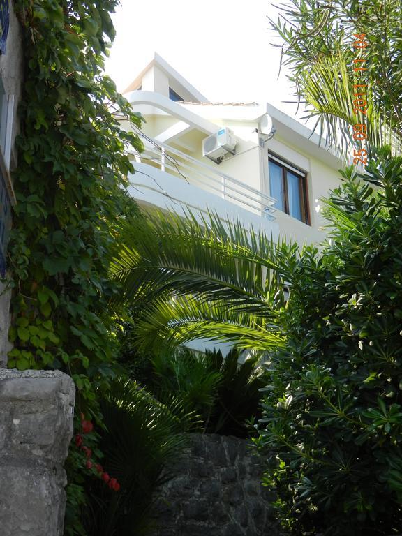 Apartments Sino More Tivat Exterior photo